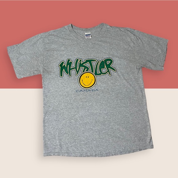 🙂 VTG WHISTLER TSHIRT SZ L GRAY SMILEY FACE - Picture 2 of 8
